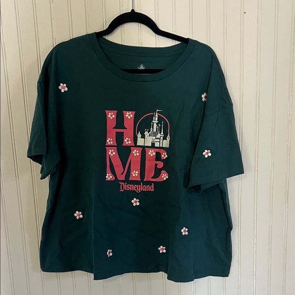 Disney “Home” tee with flowers and castle embroidered - Picture 1 of 4
